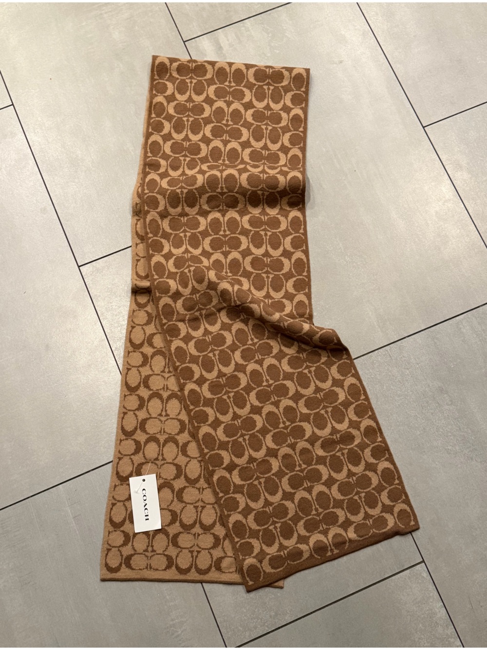 NWT - Coach Signature Logo Reversable Jacquard Scarf in Brown and Beige